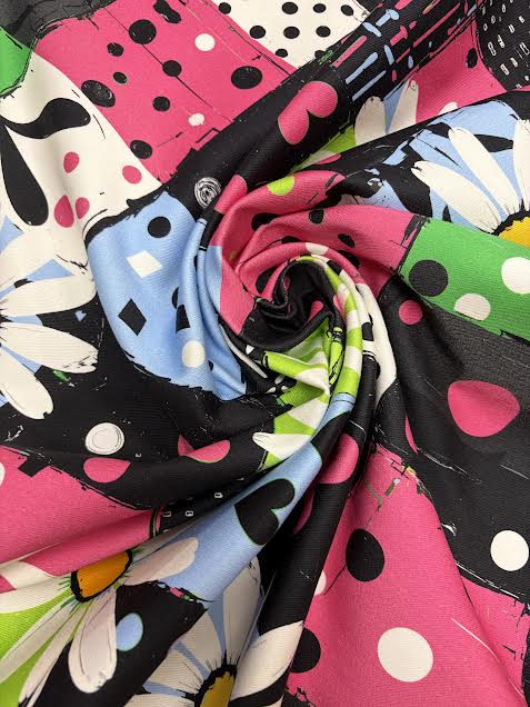 Multicolor Black and Pink Daisy Patchwork Print | Cotton | Made in Italy