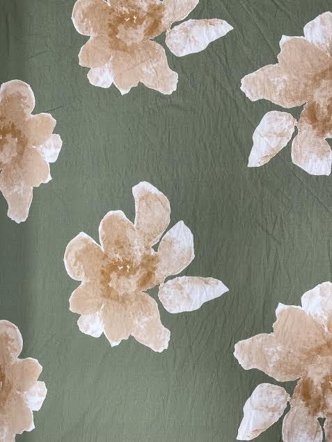 Jumbo Rust Floral on Green | Viscose | Made in Italy