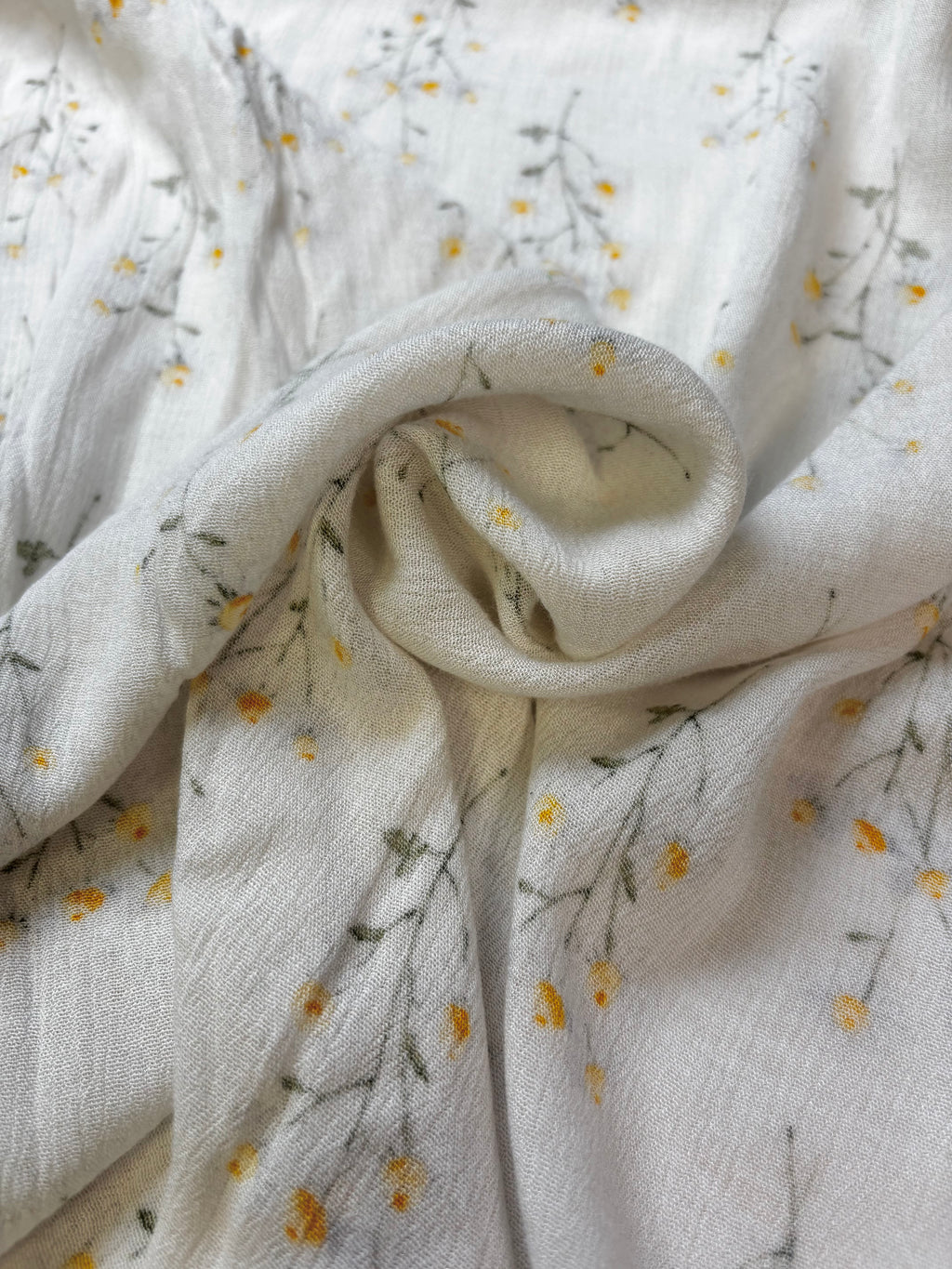 Drapeable Crinkle Rayon