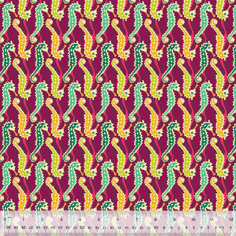 Seahorse in Fuschia | Sally Kelly | Atlantis
