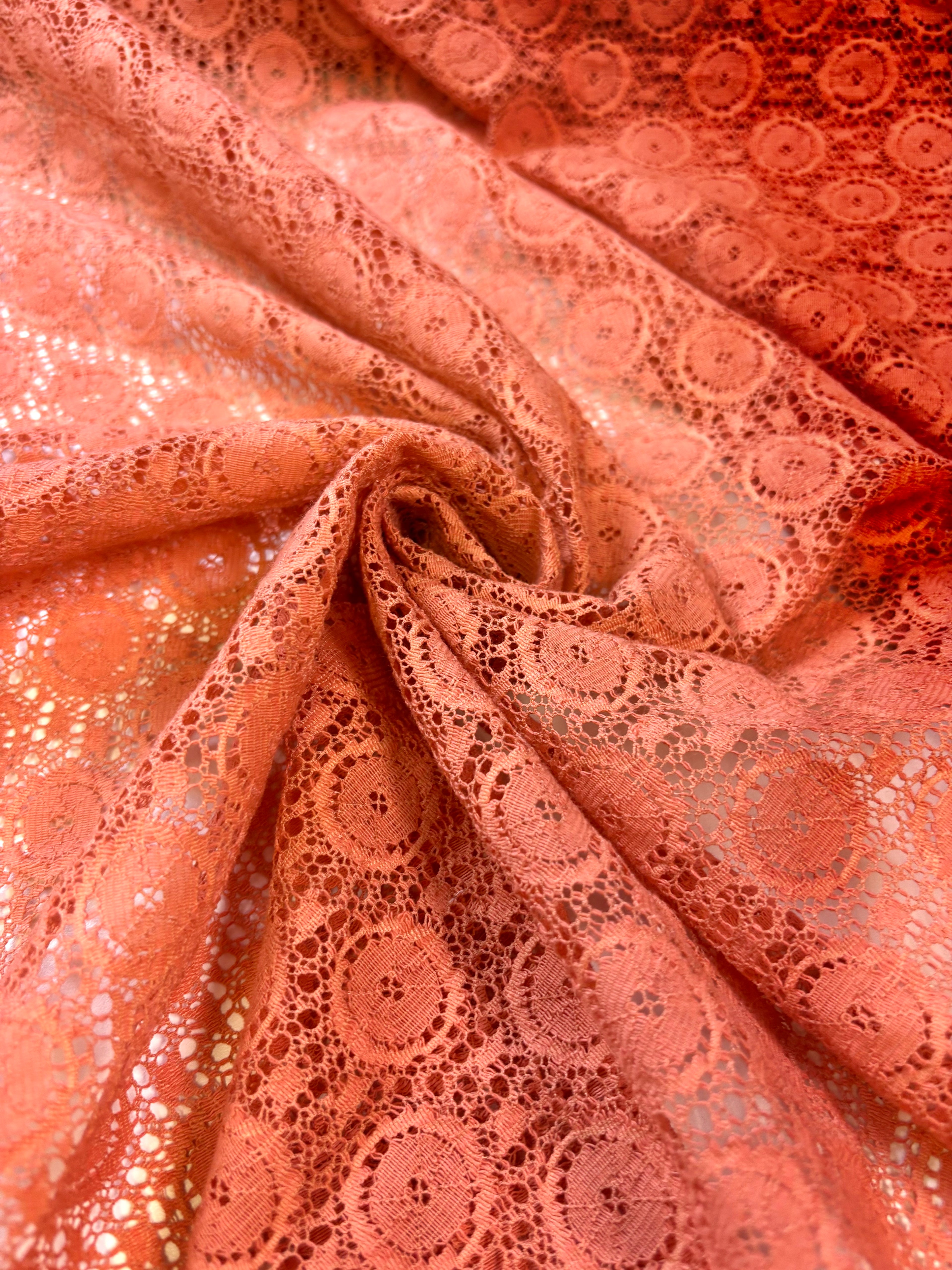 Coral Circle Polyblend | Lace