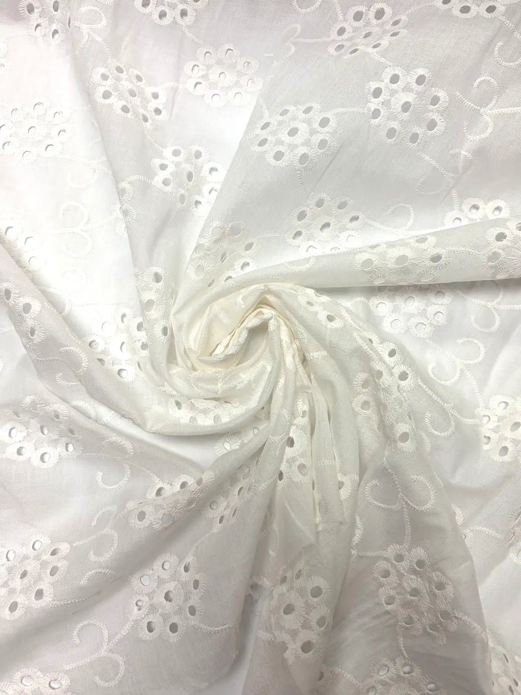 White Vine Floral Sangallo Eyelet Cotton | Lace | Made in Italy