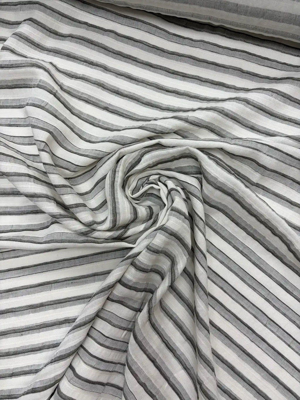 Green and Cream Moving Stripe | Viscose Blend | Made in Italy