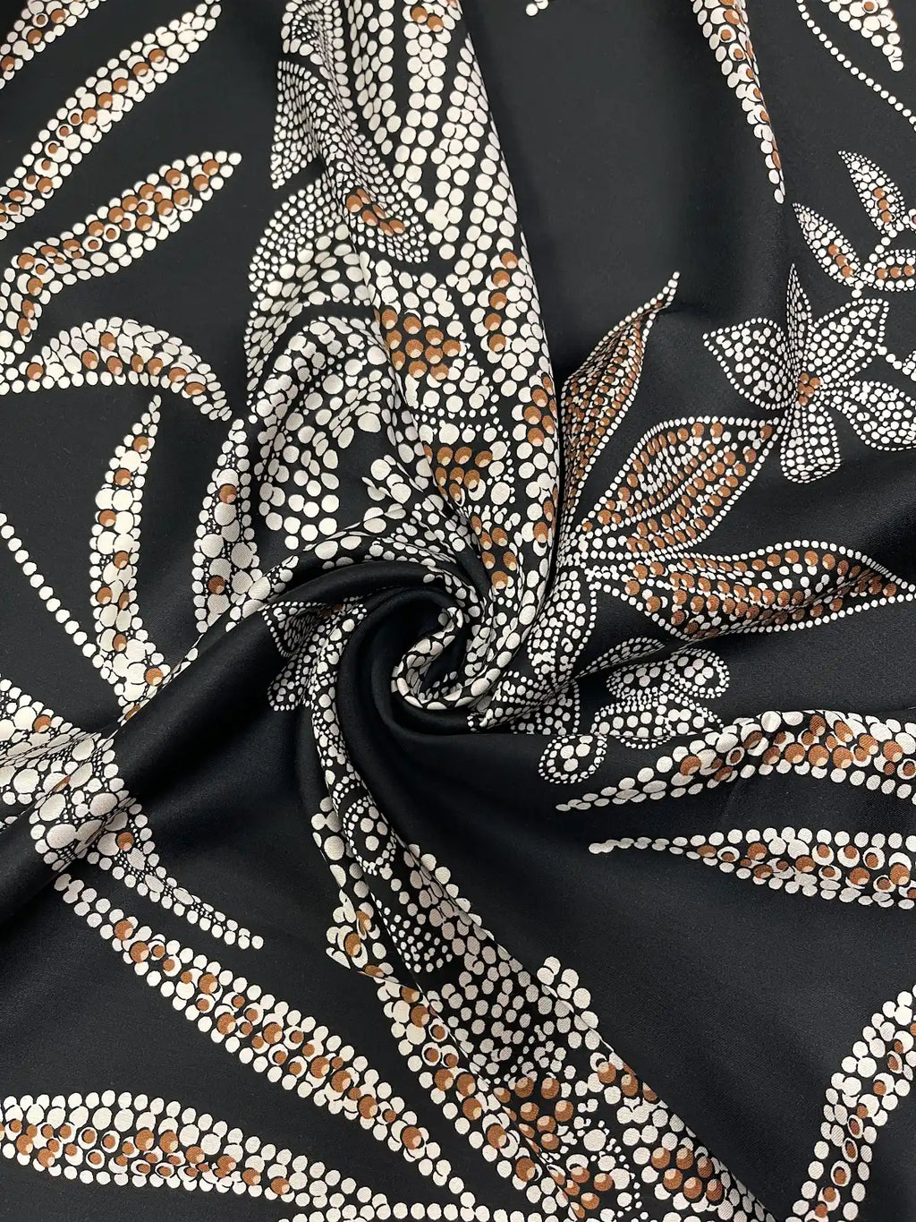 Tan Leaf Print on Black | Viscose Made in Italy