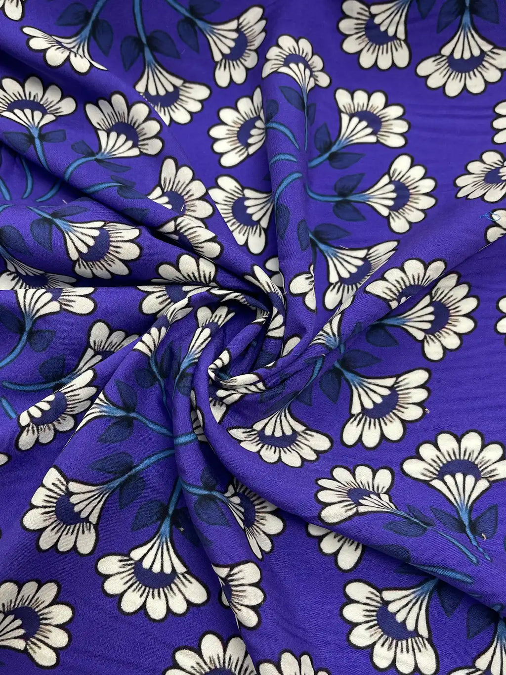 Floral Kaleidoscope Print in Violet | Viscose