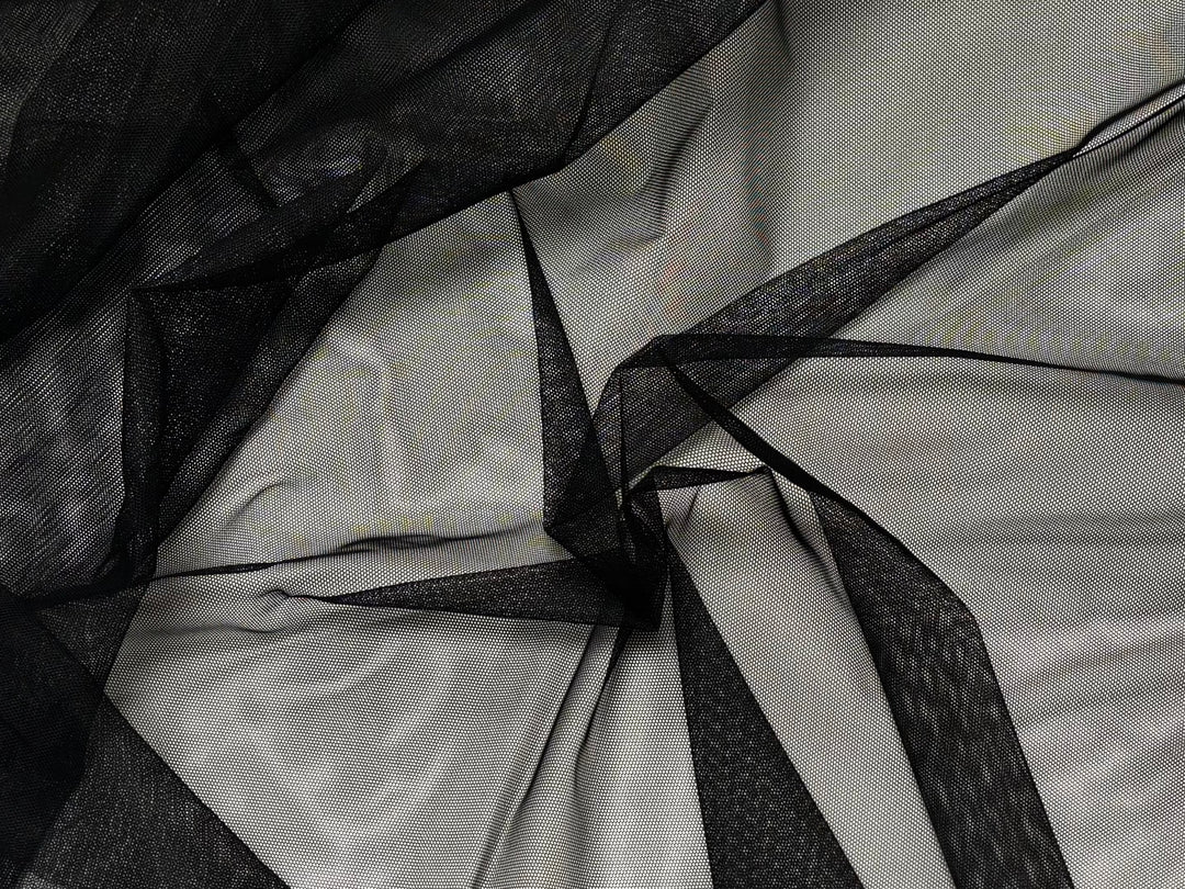 Black | Mesh