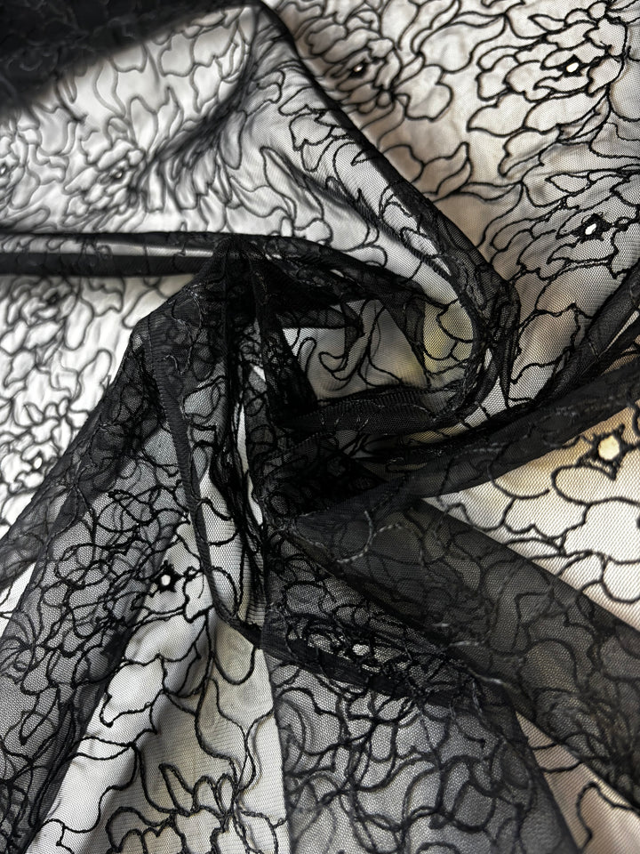 Surface Floral Embroidery Black | Mesh