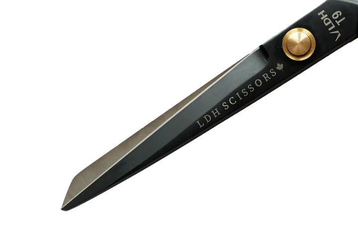9.5" Matte Black Fabric Shears