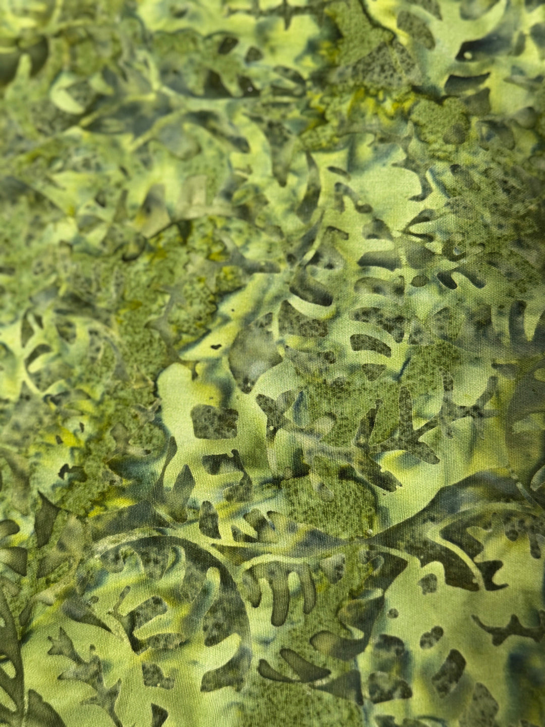 Quilting Batiks Fabric - Green Leaves