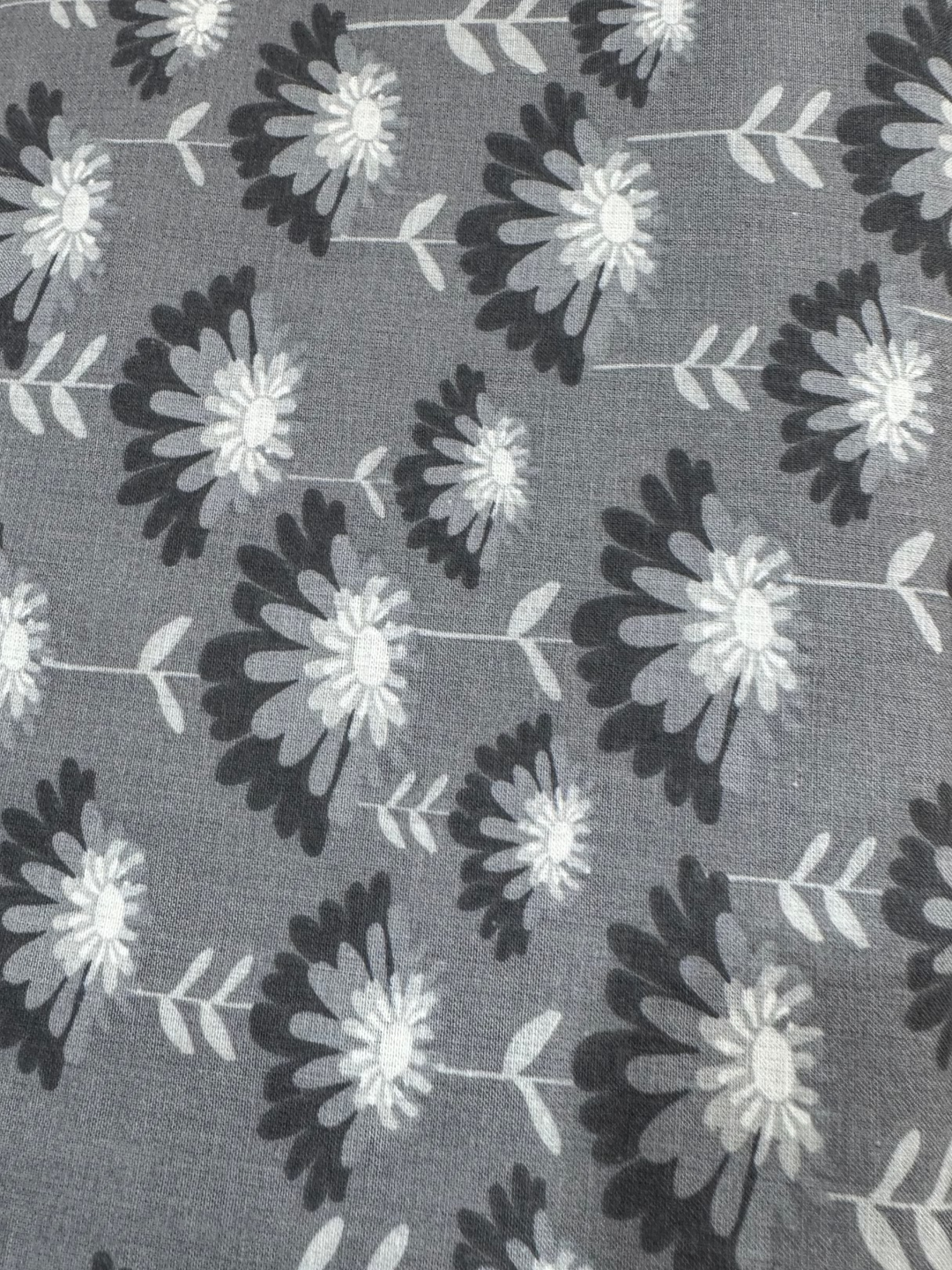 Quilting Cotton Fabric - Gray Daisies