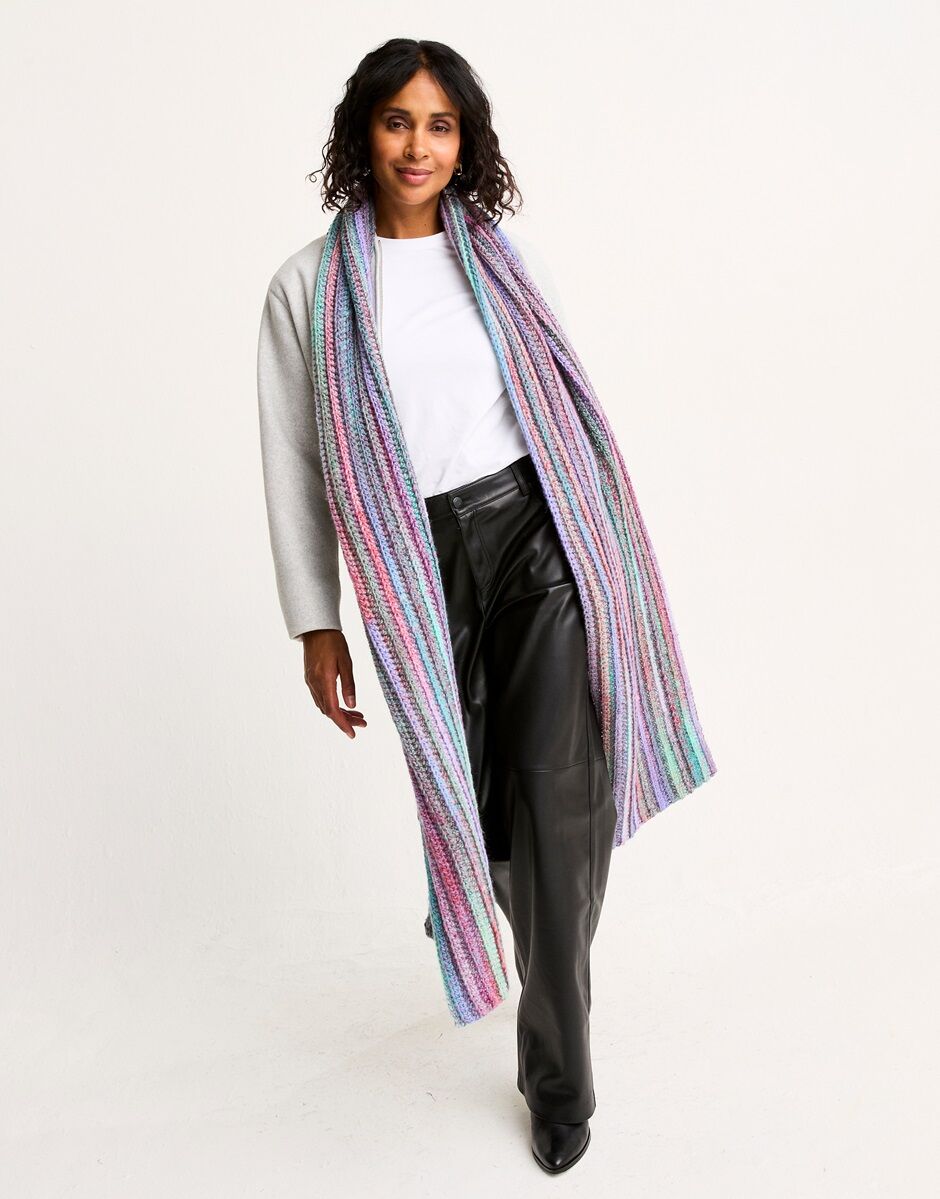 RICH SEAM CROCHET SCARF PATTERN IN JEWELSPUN WITH WOOL CHUNKY Self Striping Yarn