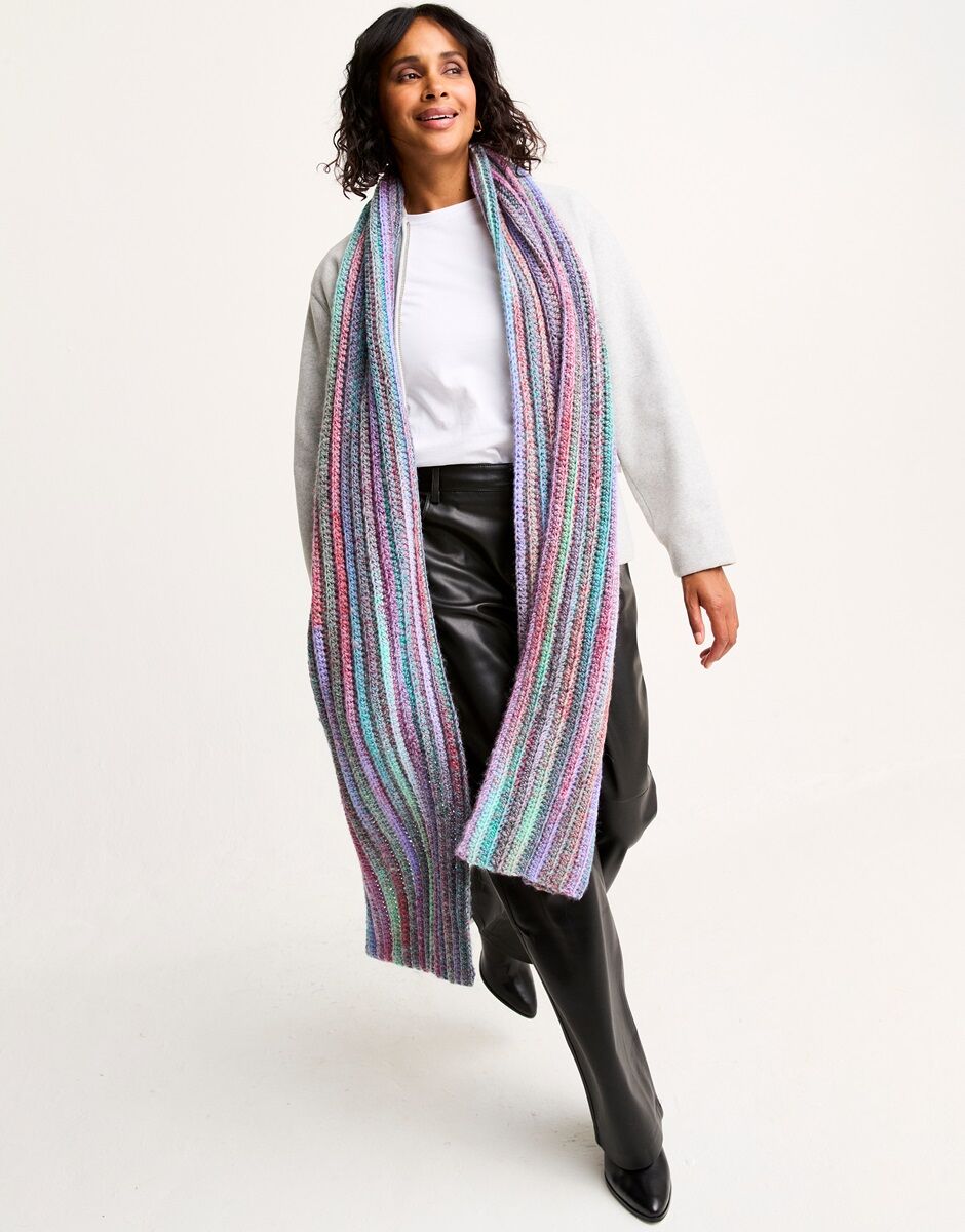RICH SEAM CROCHET SCARF PATTERN IN JEWELSPUN WITH WOOL CHUNKY Self Striping Yarn